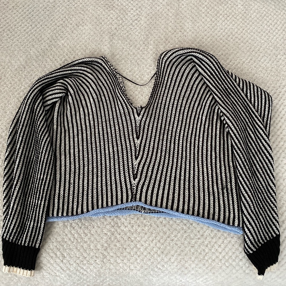 Urban outfitters slouchy sweater barely worn!